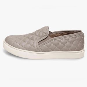 Steve Madden Slip On Sneakers (Size: 10M)
